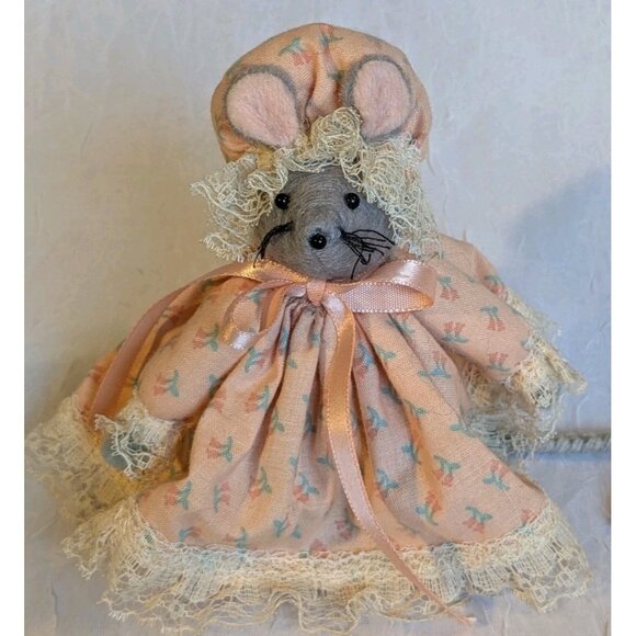 Handmade Granny Mouse Doll Grandma Cloth Cottage Country Core Lace Vtg 5" Tiny - Picture 12 of 14